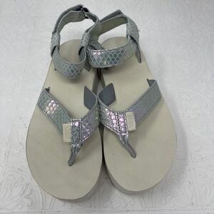 Teva White Gray Snake Print Flatform Universal Iridescent Sandals Size 6